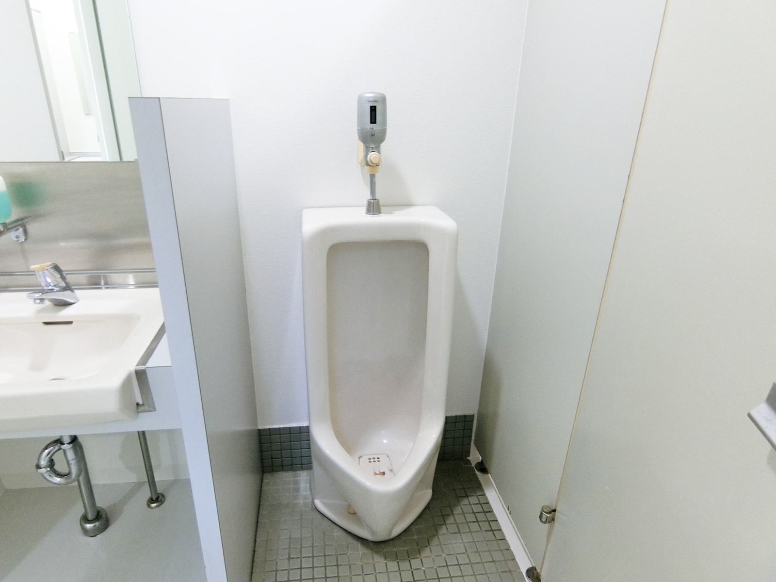 男性用トイレ