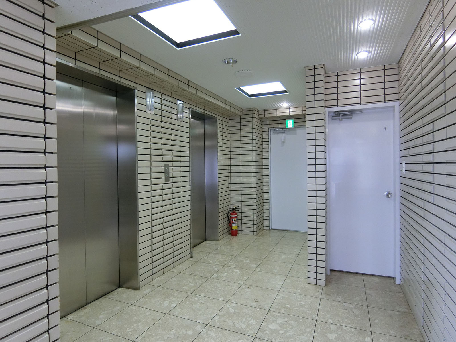 エレベーターホール