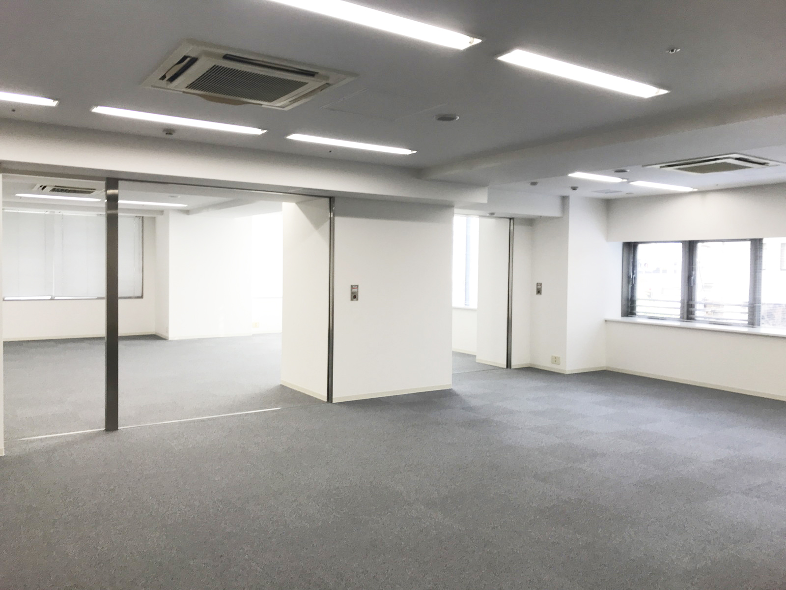 オフィス室内参考画像