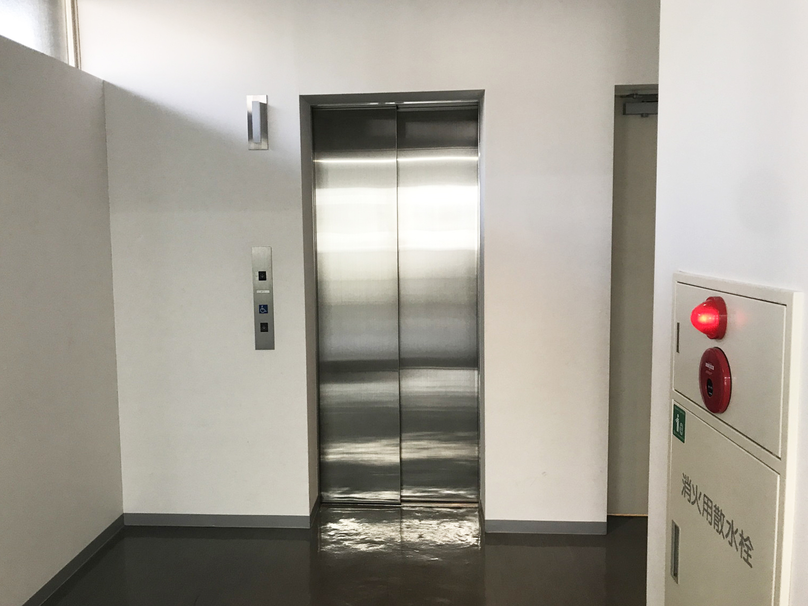 エレベーター
