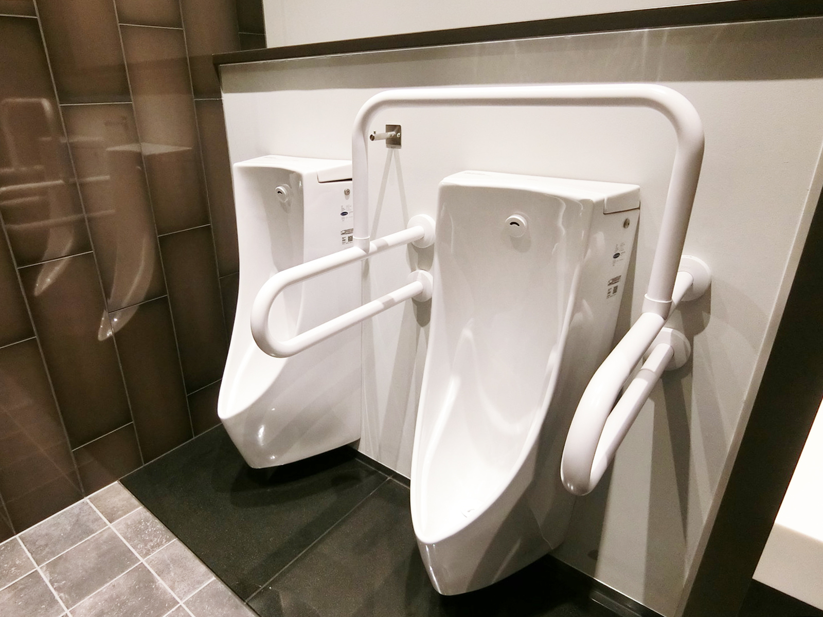 男性用トイレ