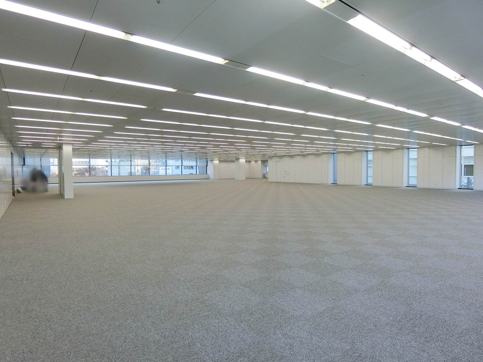 オフィス室内参考画像（4階・約302坪）