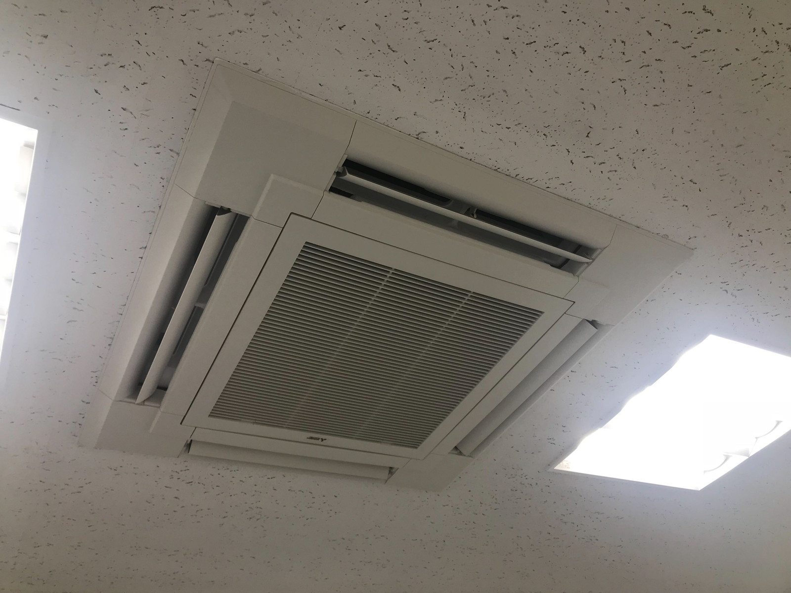空調吹出口