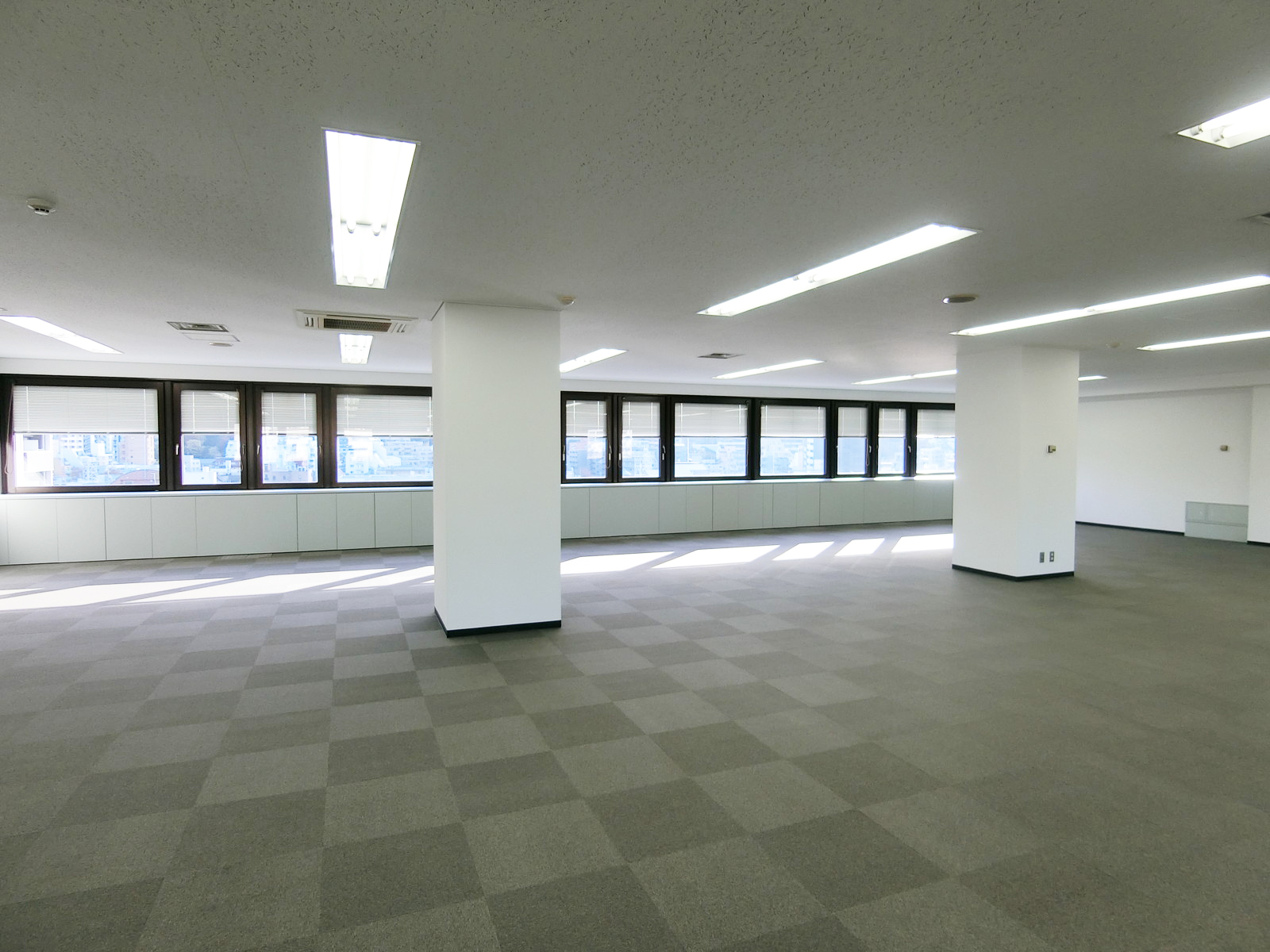 別角度の様子