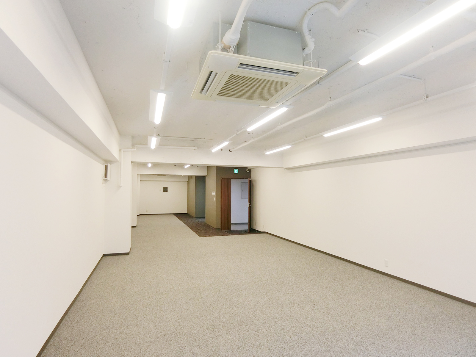 オフィス室内参考画像（3階・約37坪）