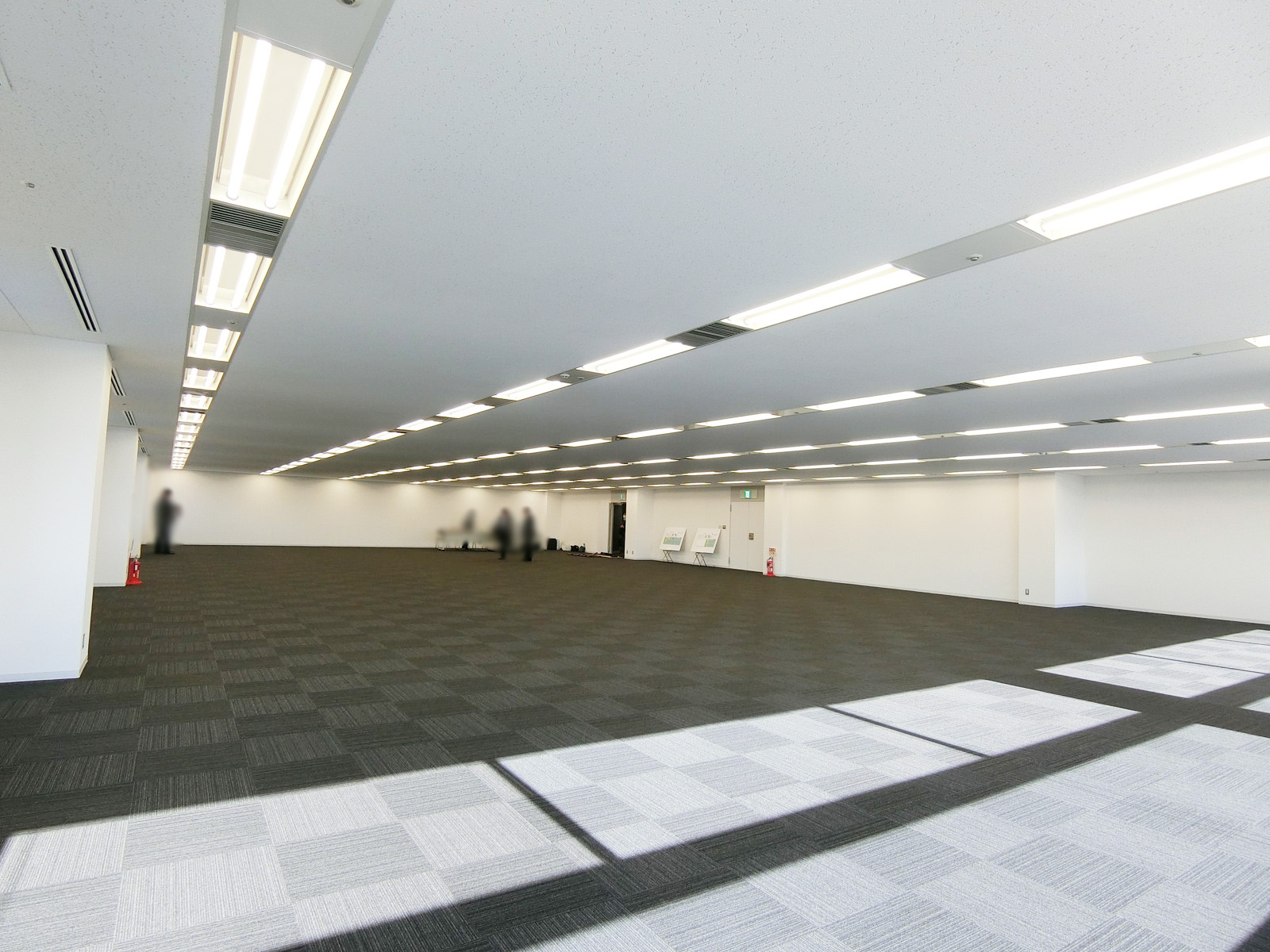 オフィス室内参考画像（15階・約151坪）