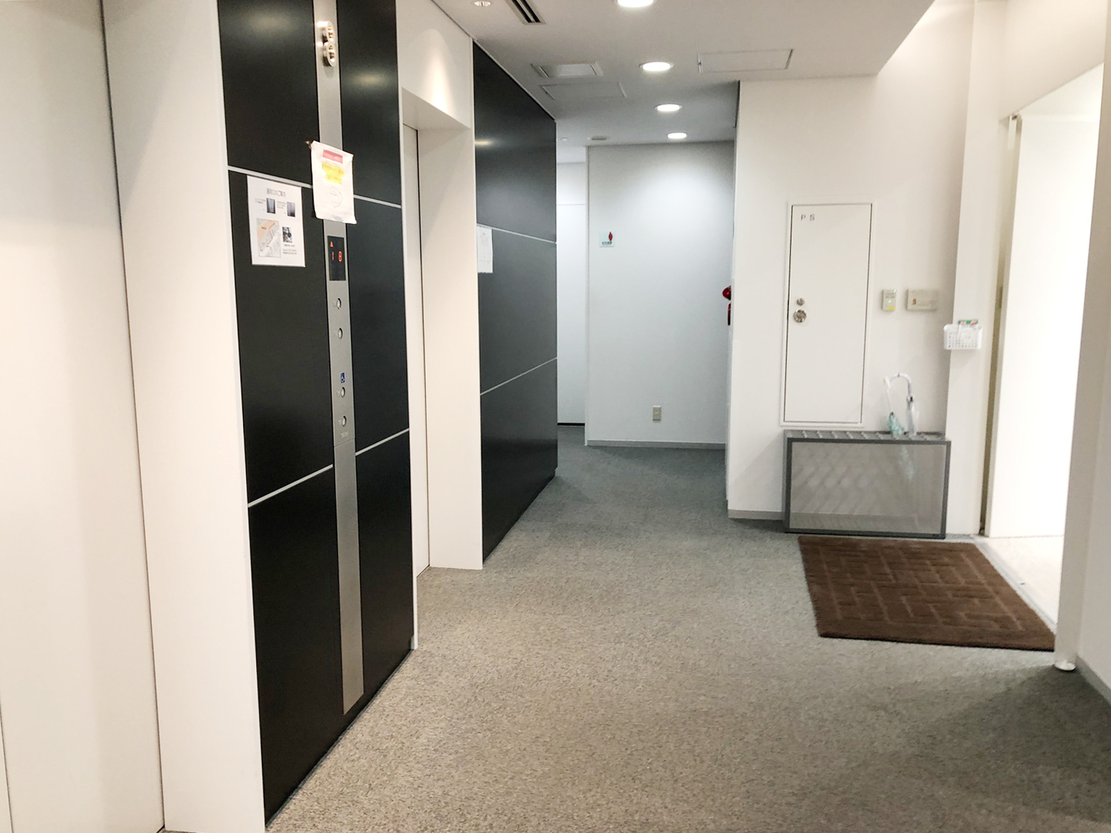 エレベーターホール