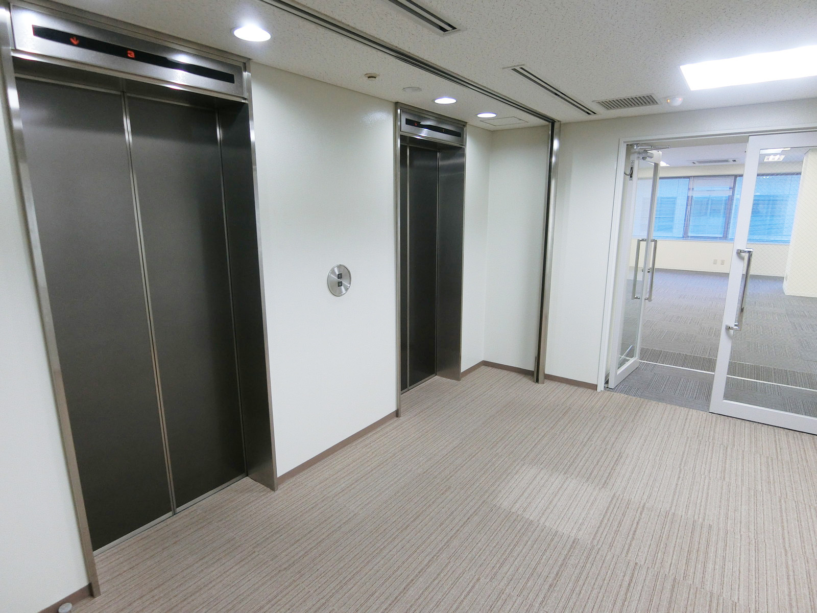 エレベーターホール