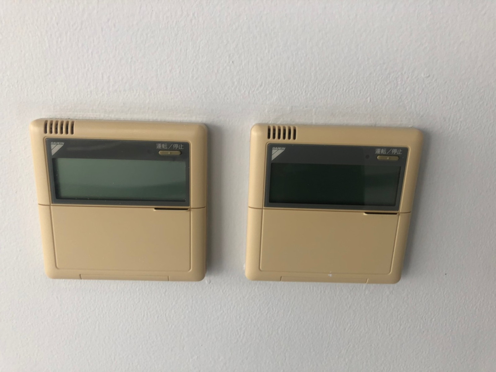 空調のスイッチ