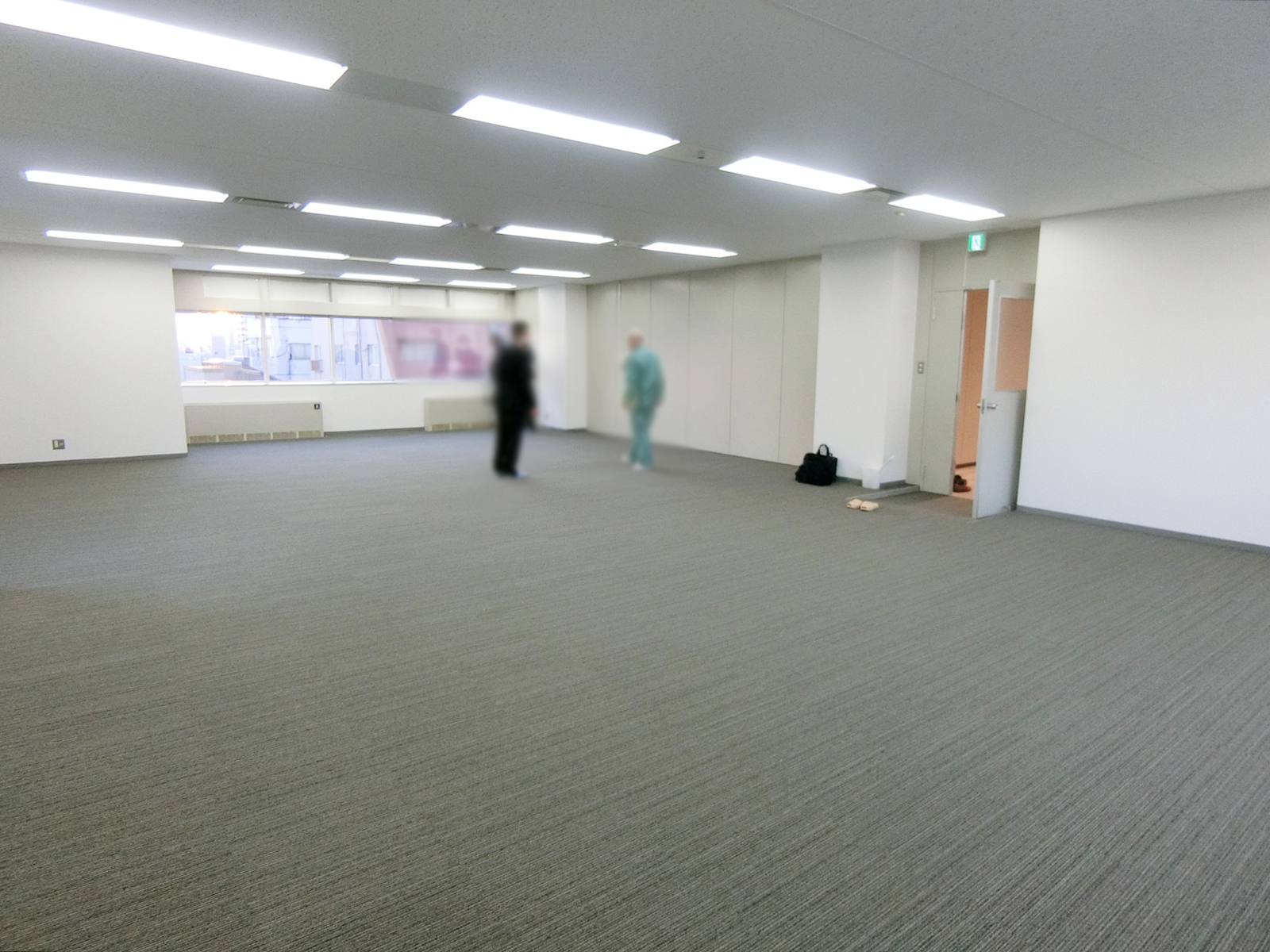 オフィス室内参考画像