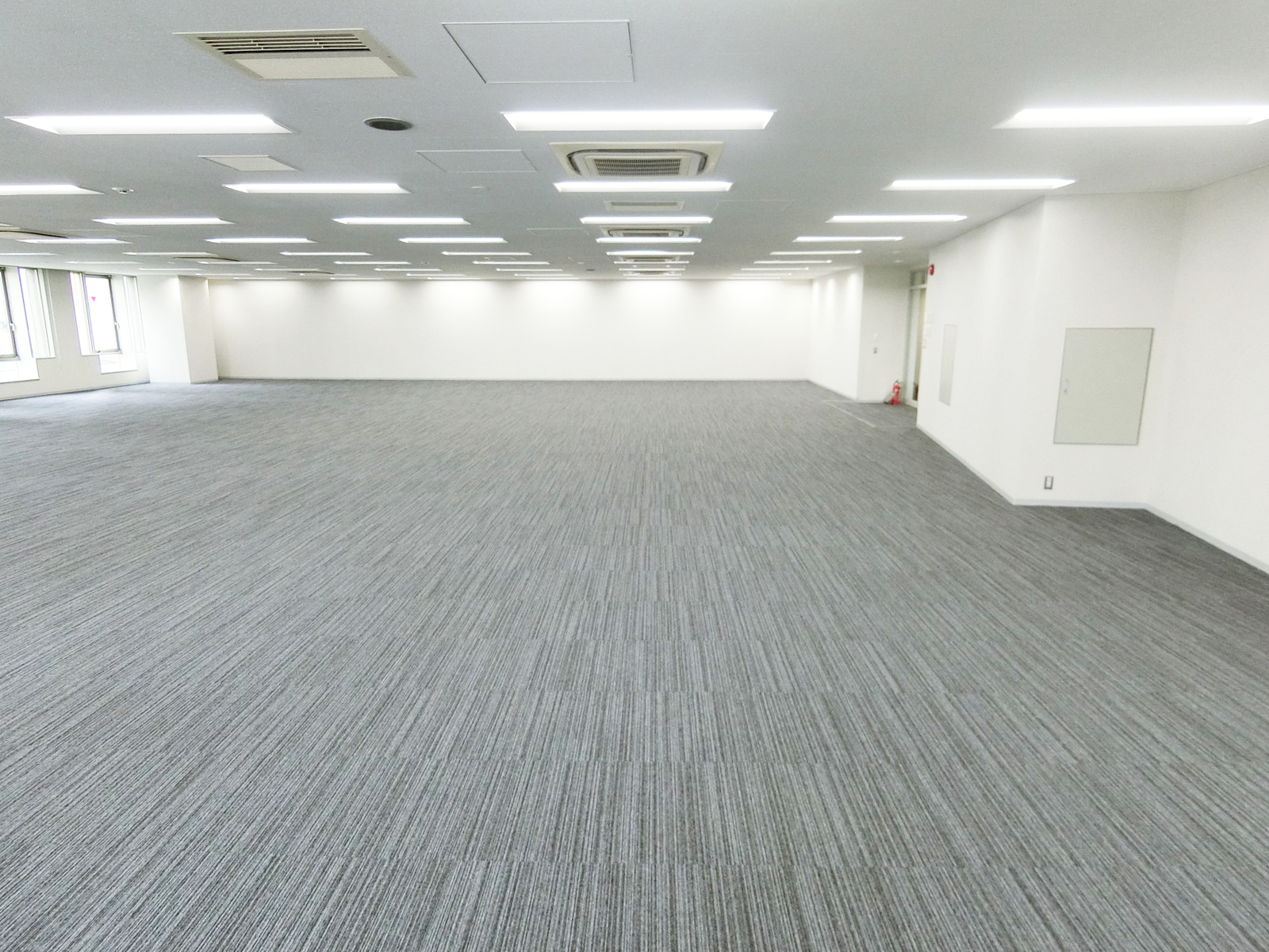 別角度の様子