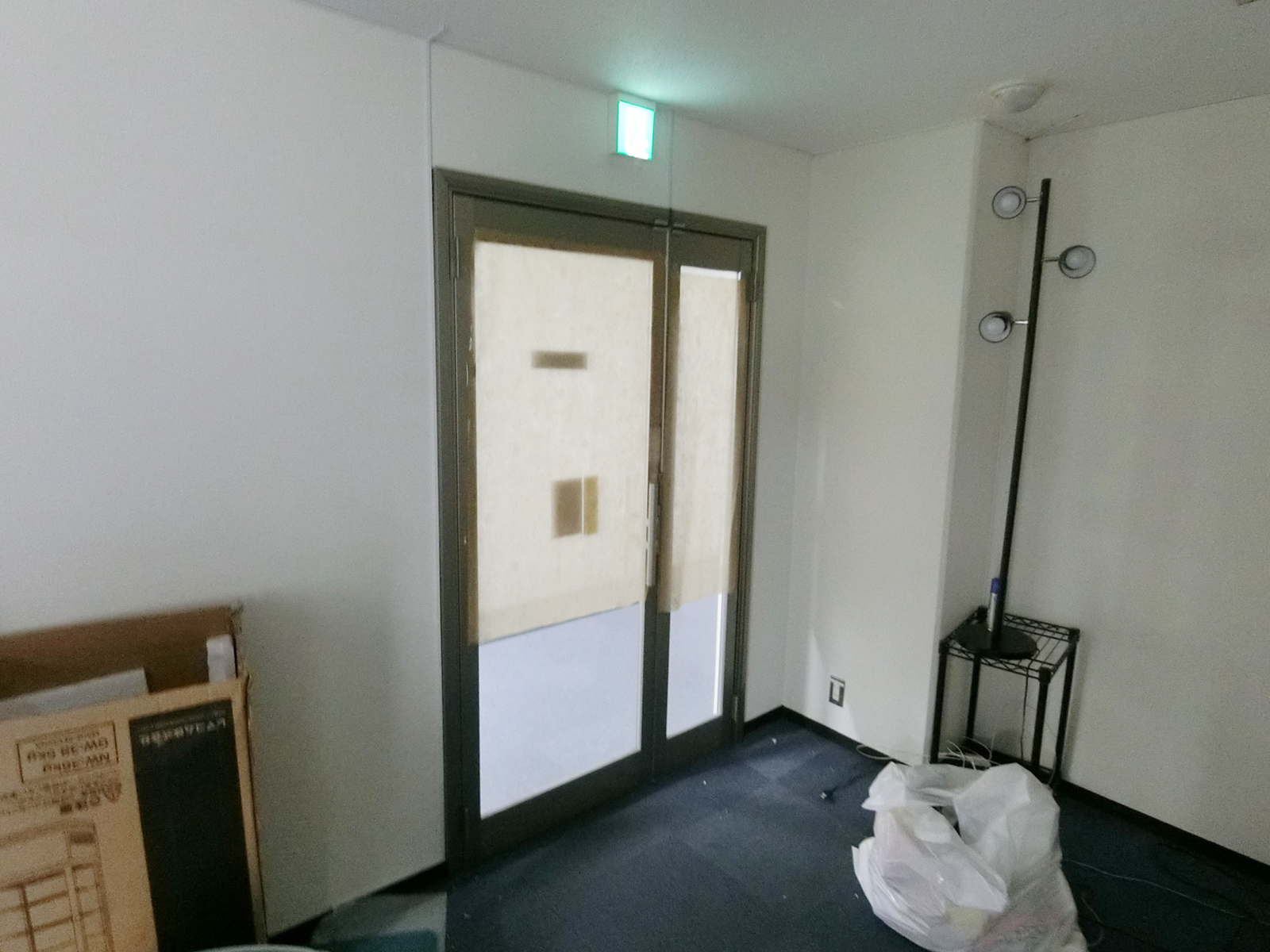 貸室出入口