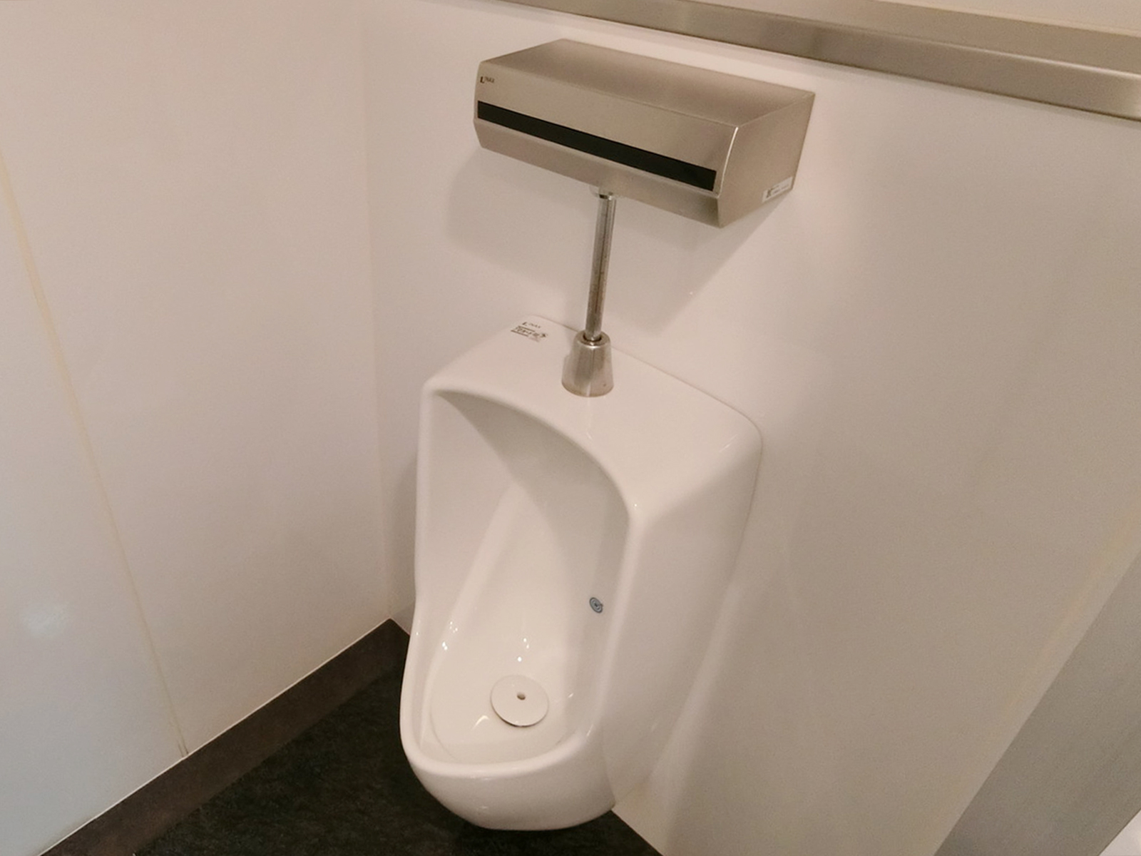 男性用トイレ