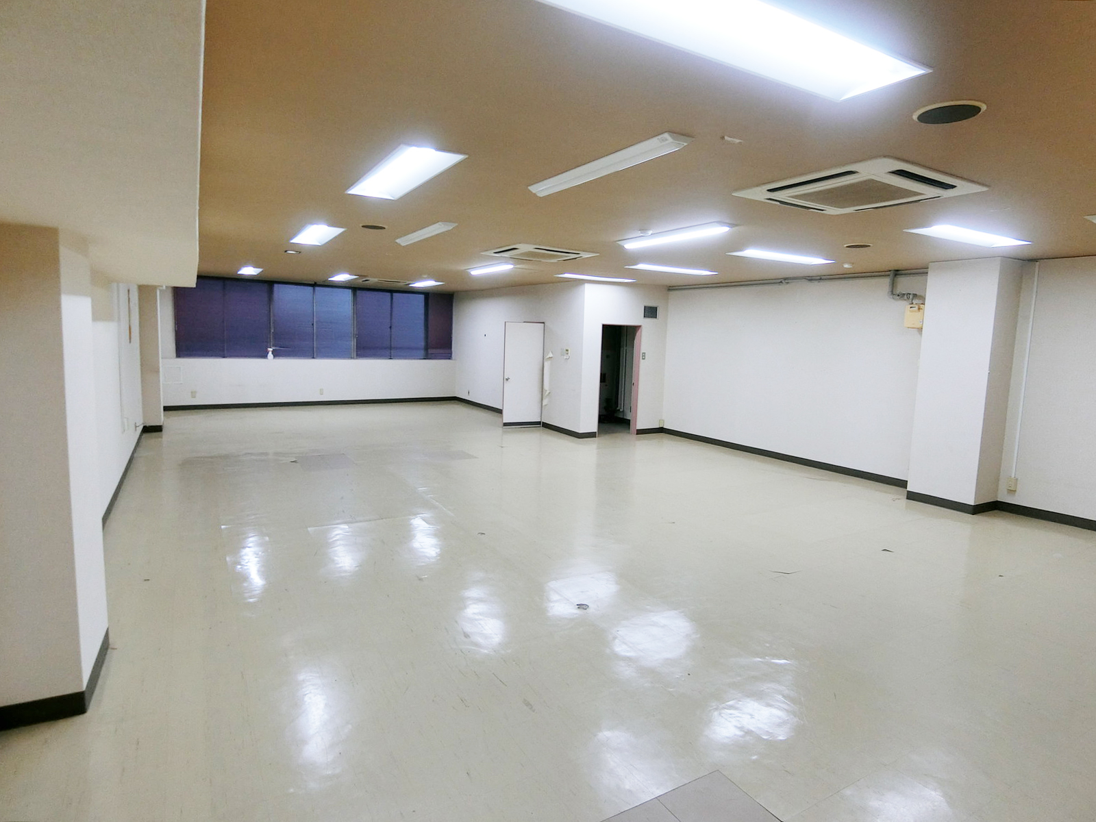 オフィス室内参考画像（3階・約33坪）