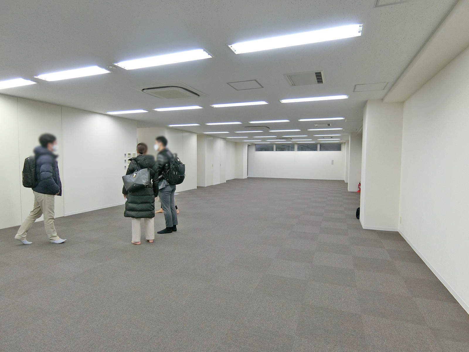 明るいフロア