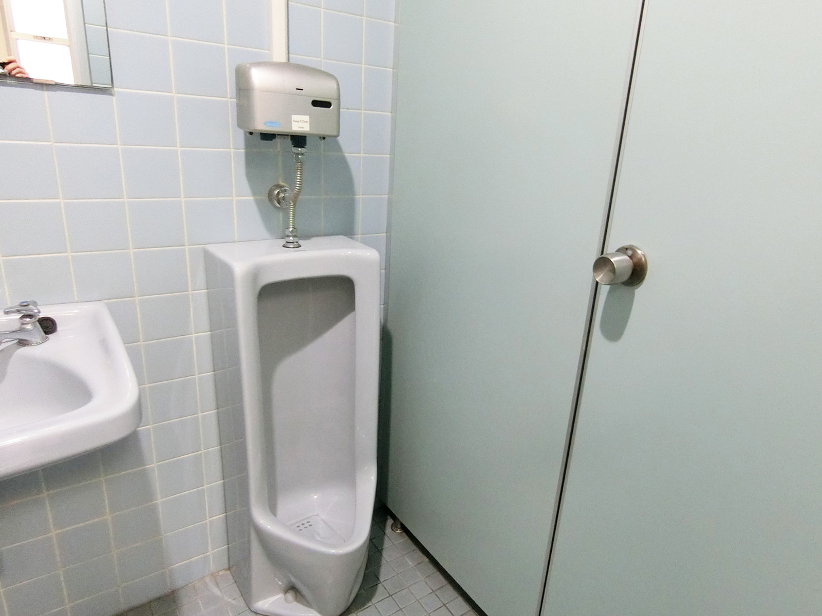 男性用トイレ