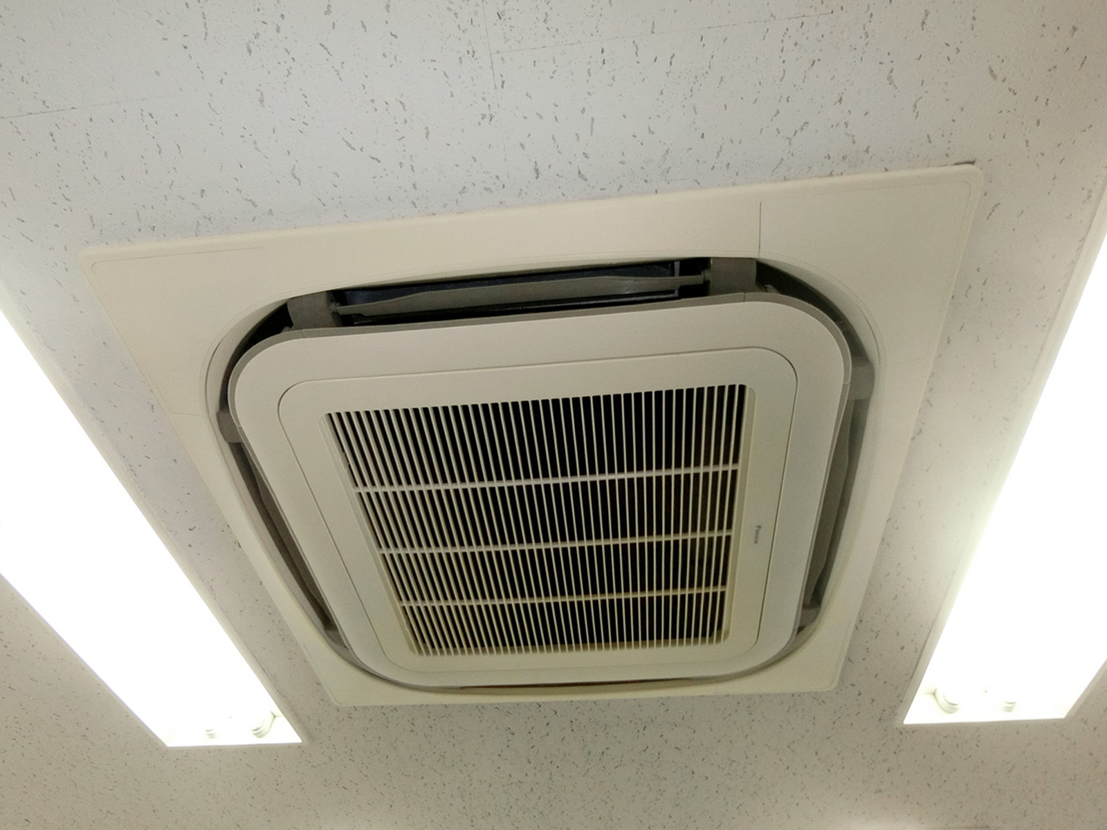 空調