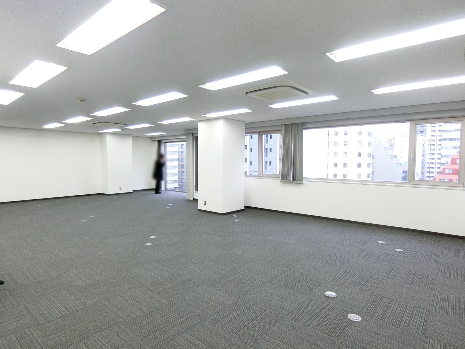 オフィス室内参考画像