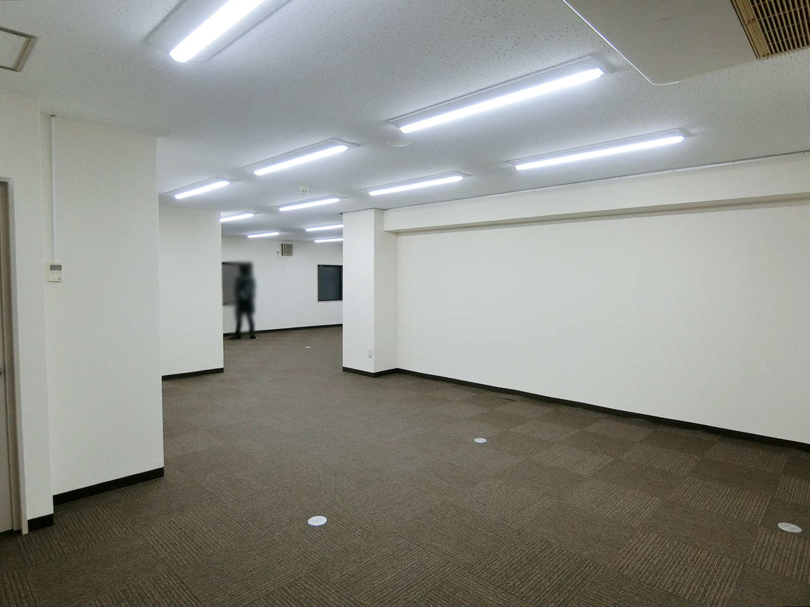 別角度の様子