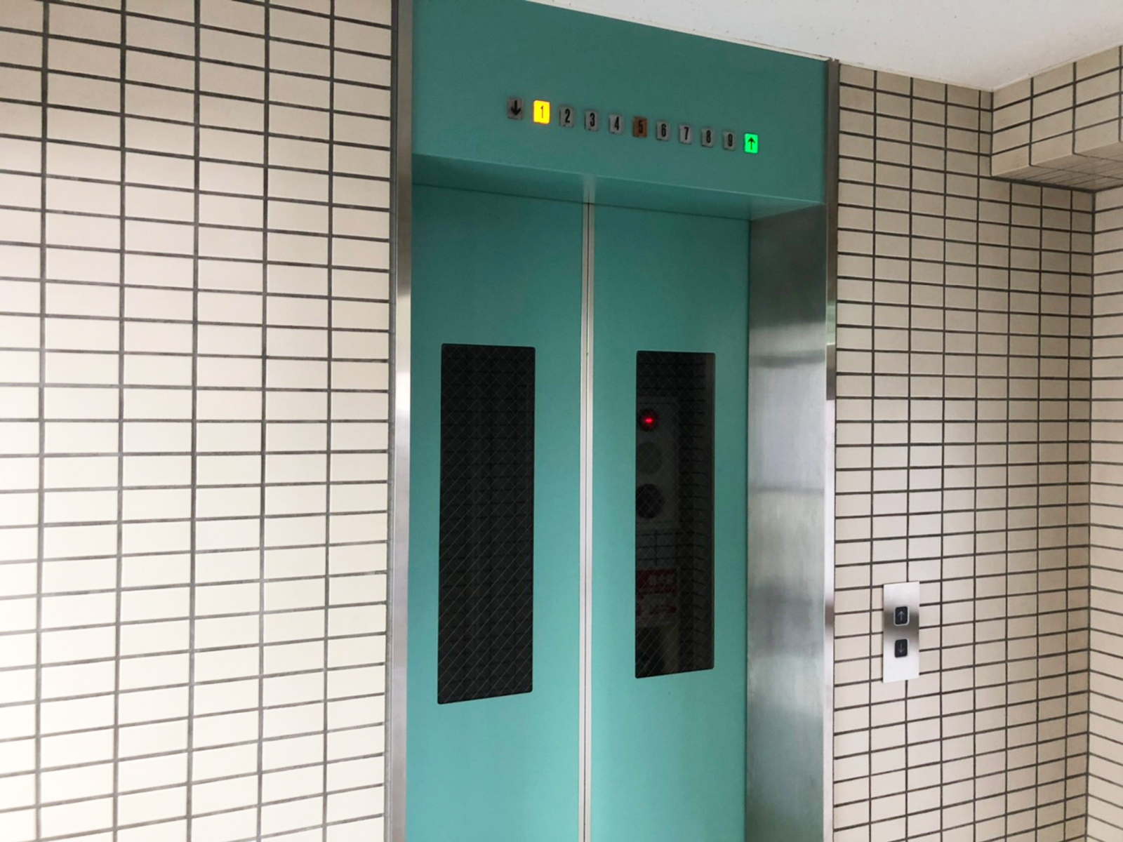 エレベーター