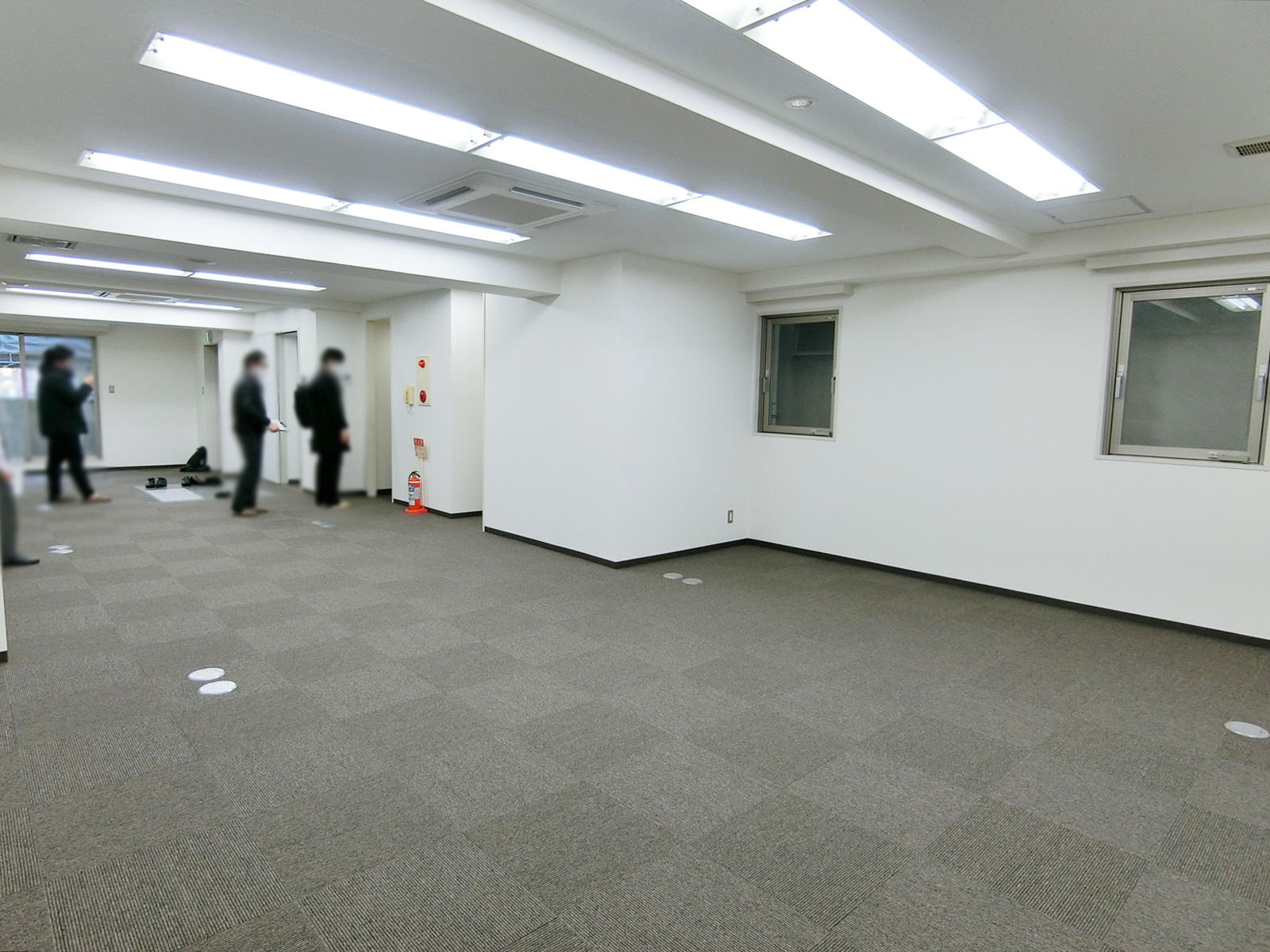 別角度の様子