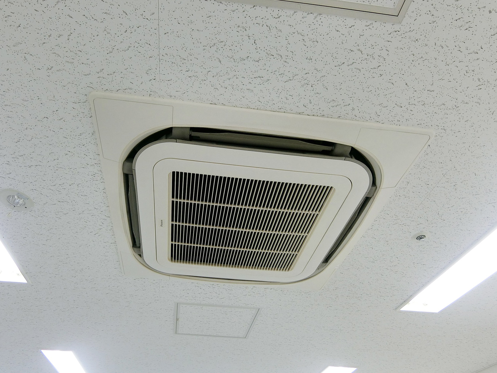 空調