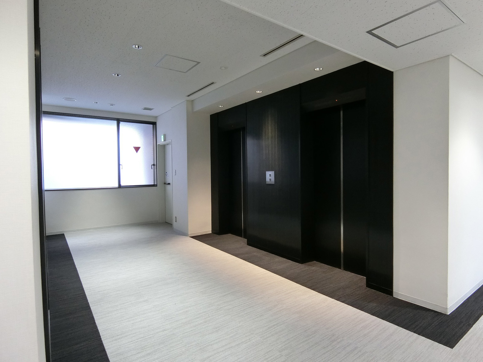 エレベーターホール