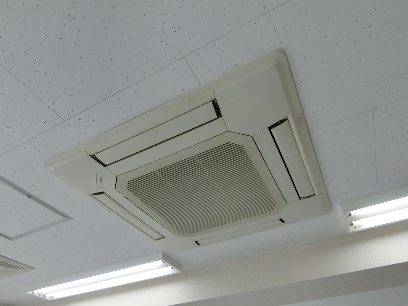 空調