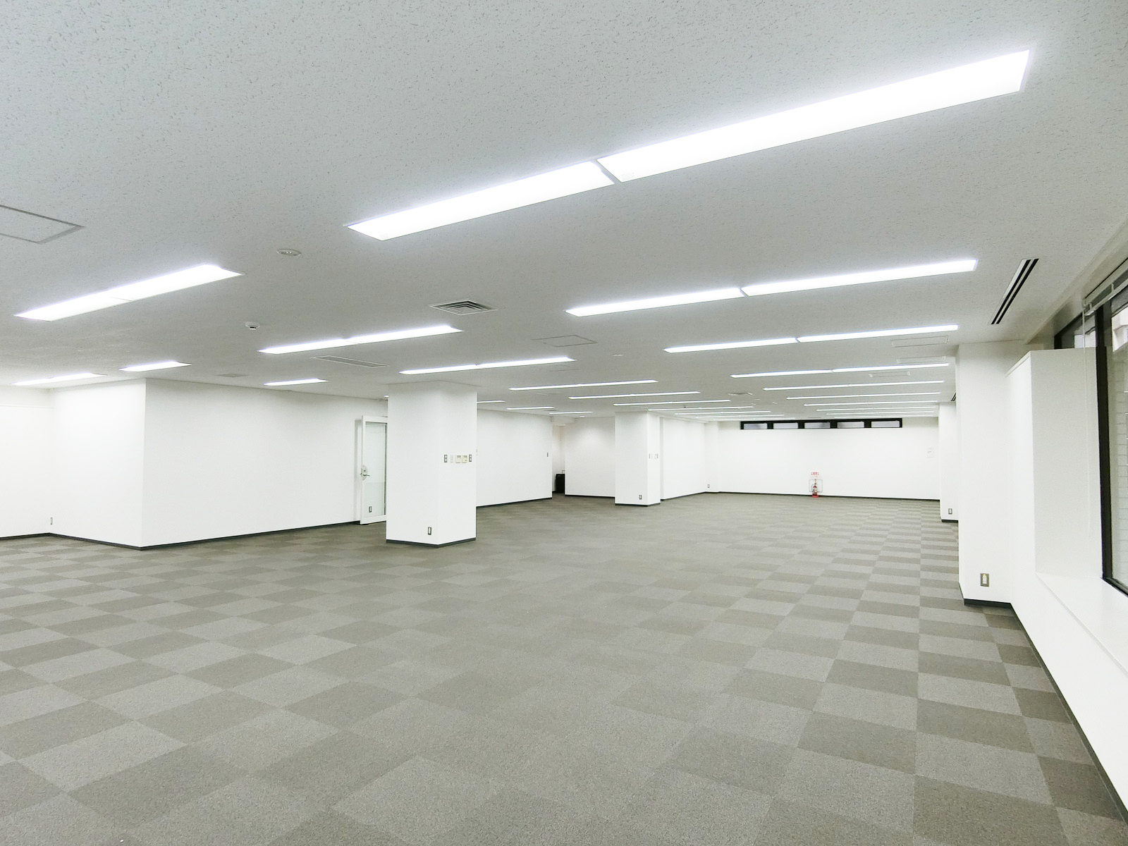 オフィス室内参考画像(1階・約81坪)