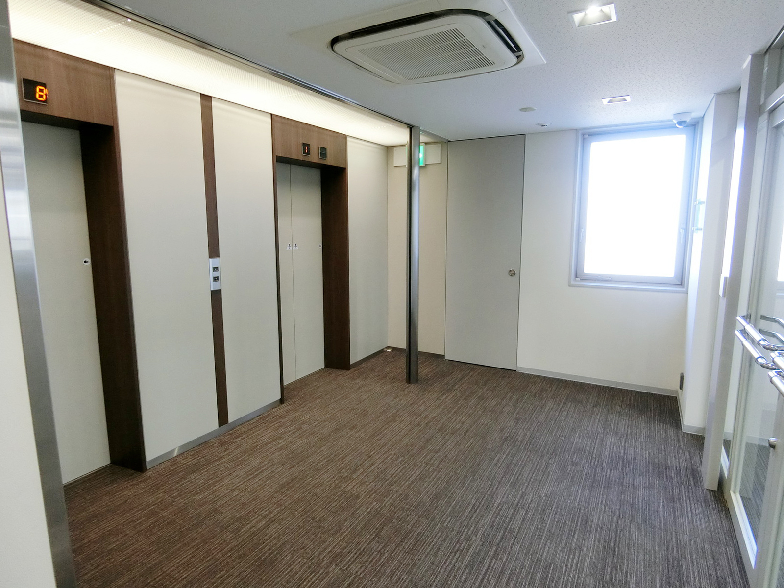エレベーター