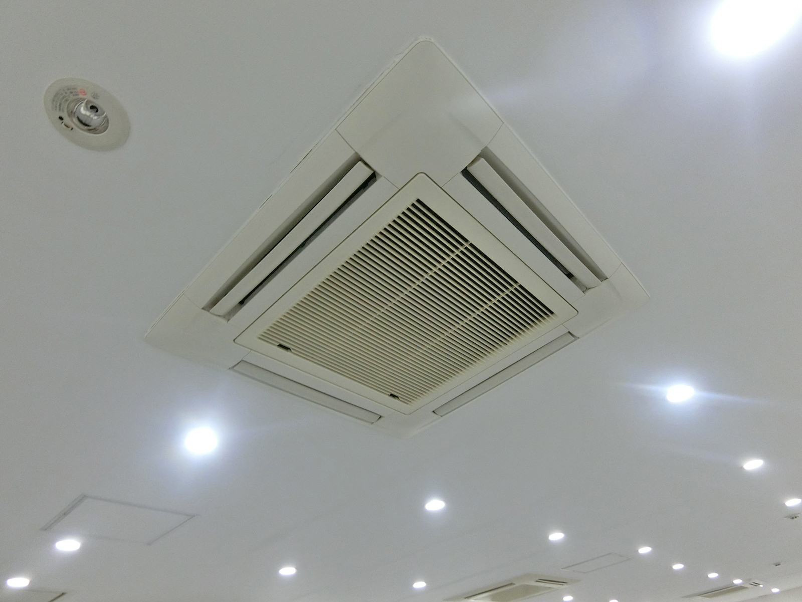 空調
