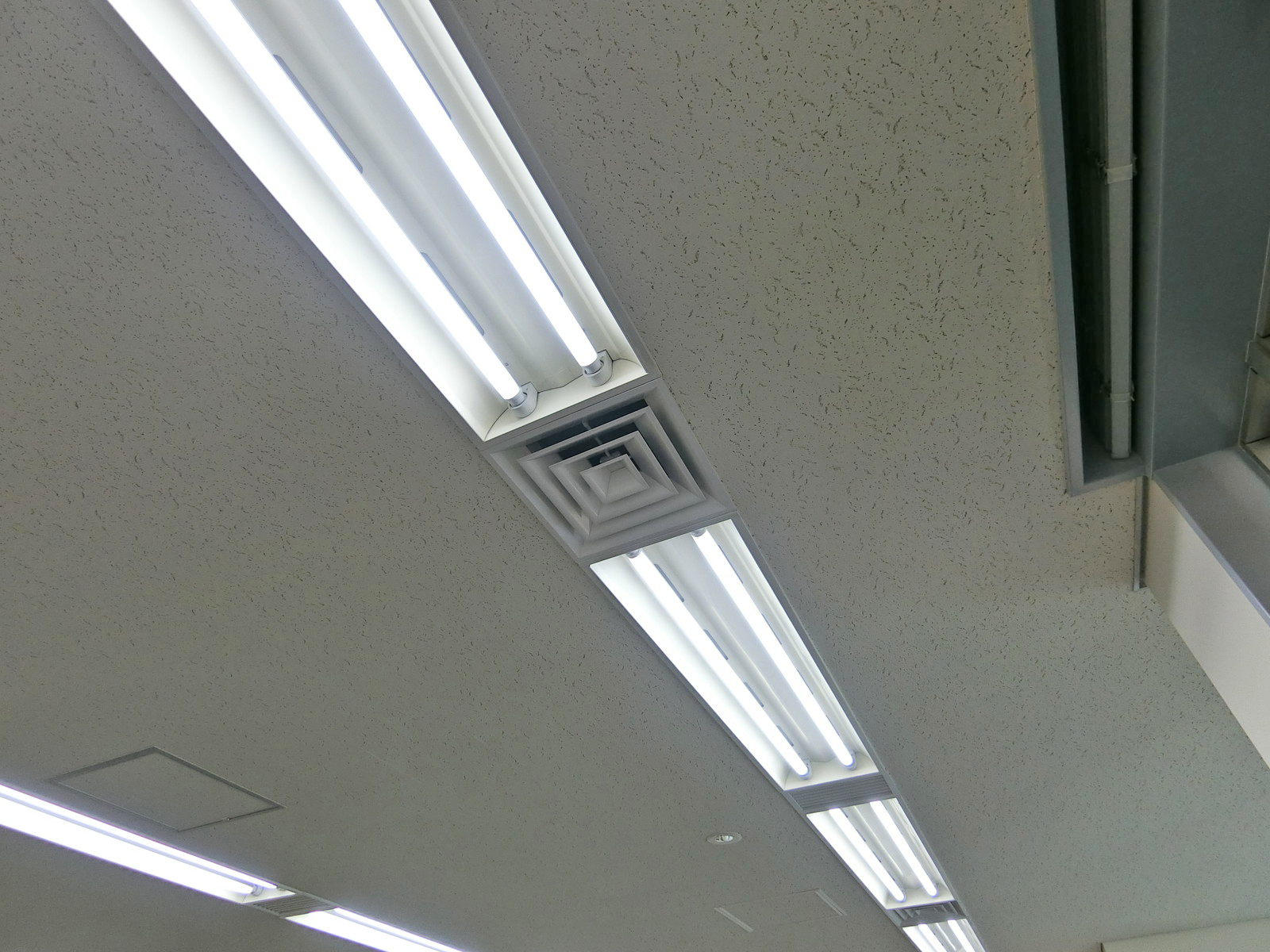 空調