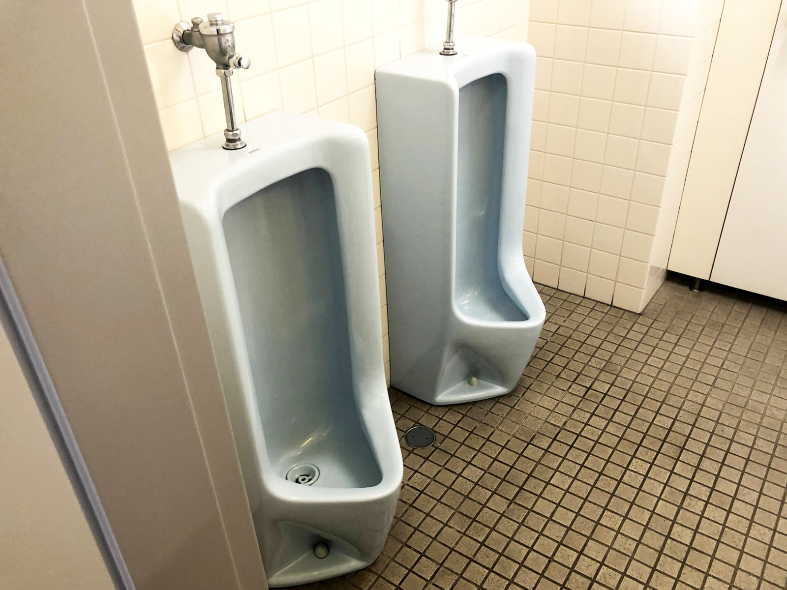 男性用トイレ