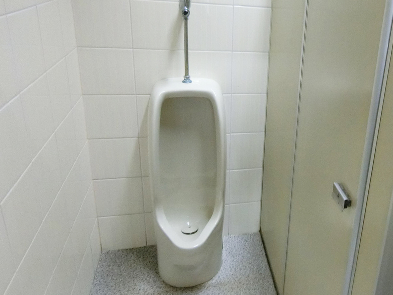 男性用トイレ
