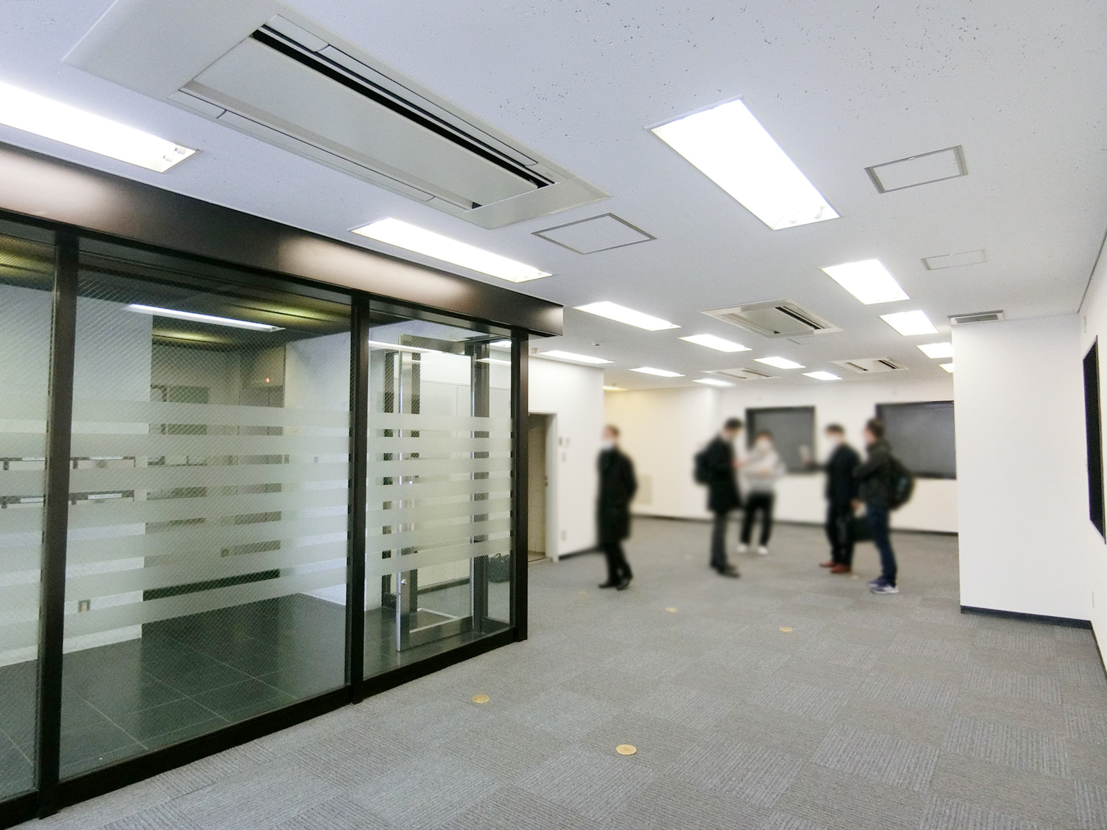 オフィス室内参考画像