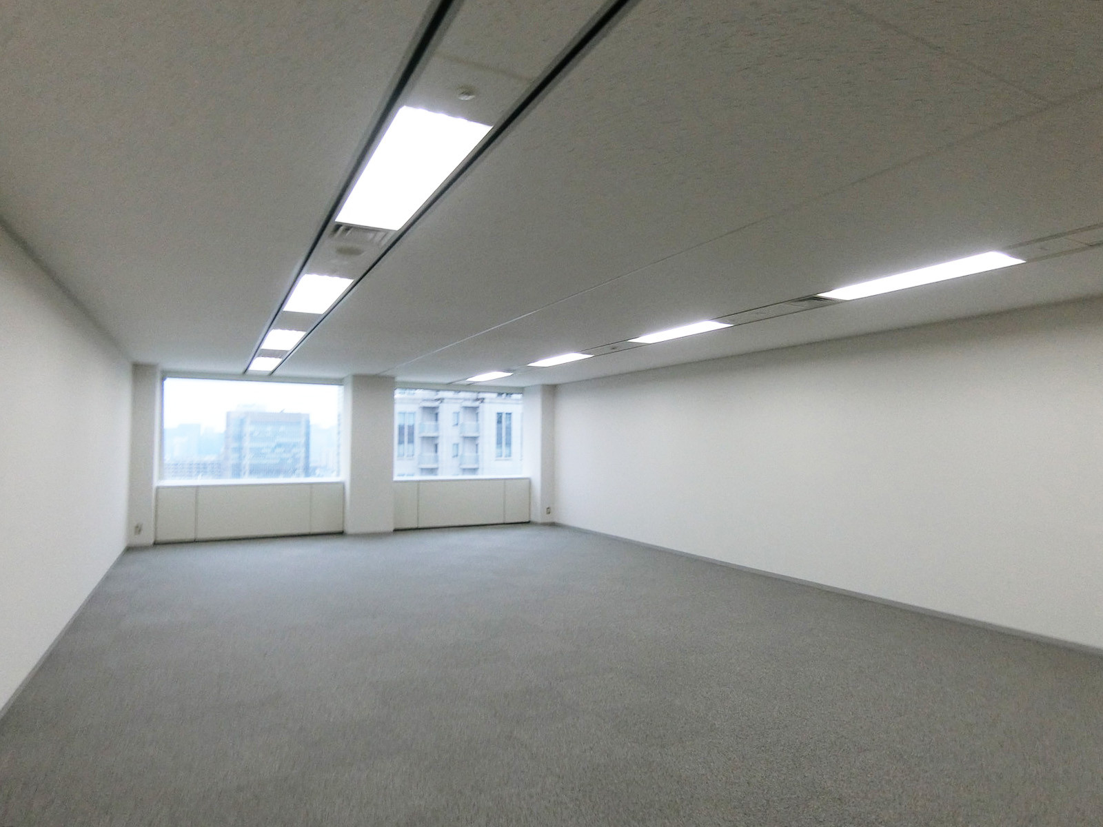 オフィス室内参考画像