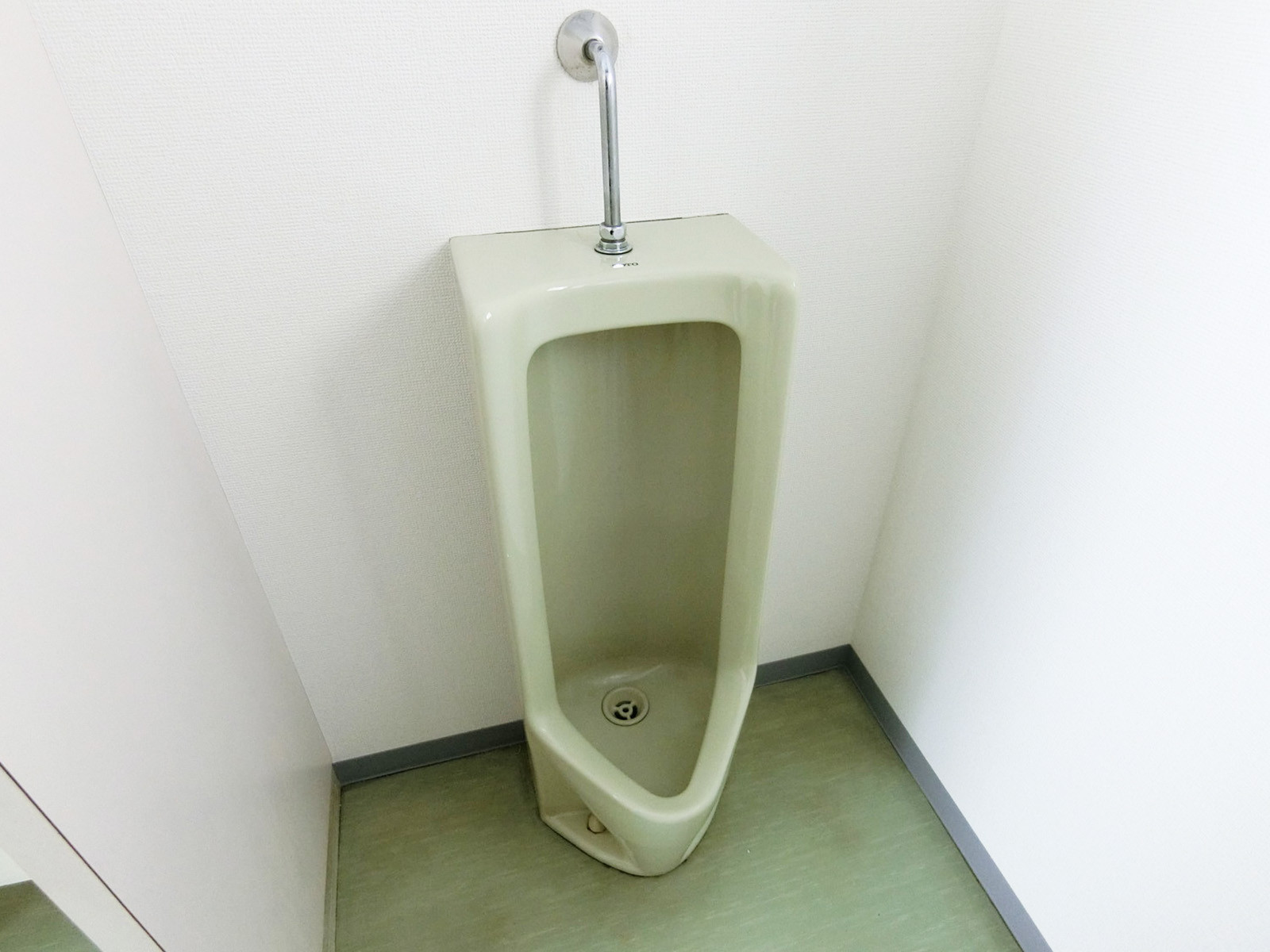 男性用トイレ