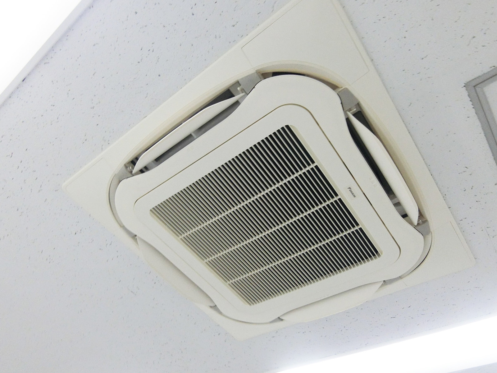 空調