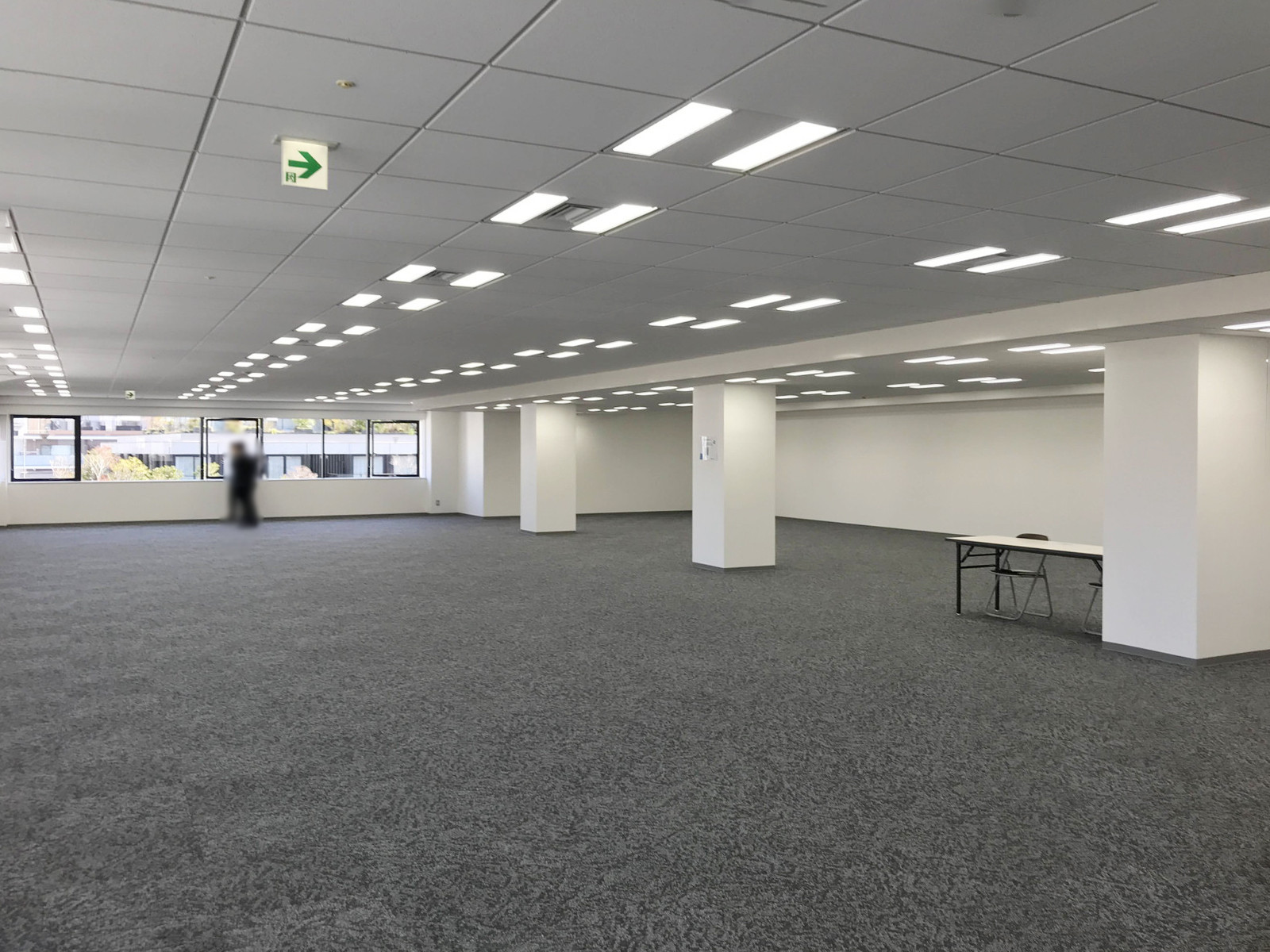 別角度の様子