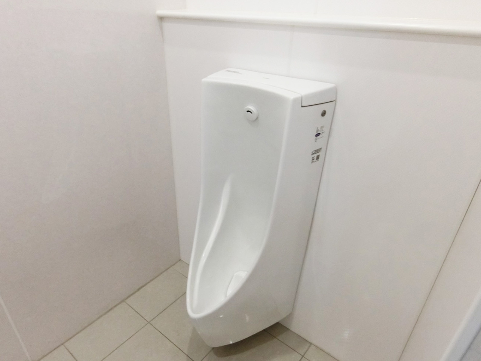 男性用トイレ