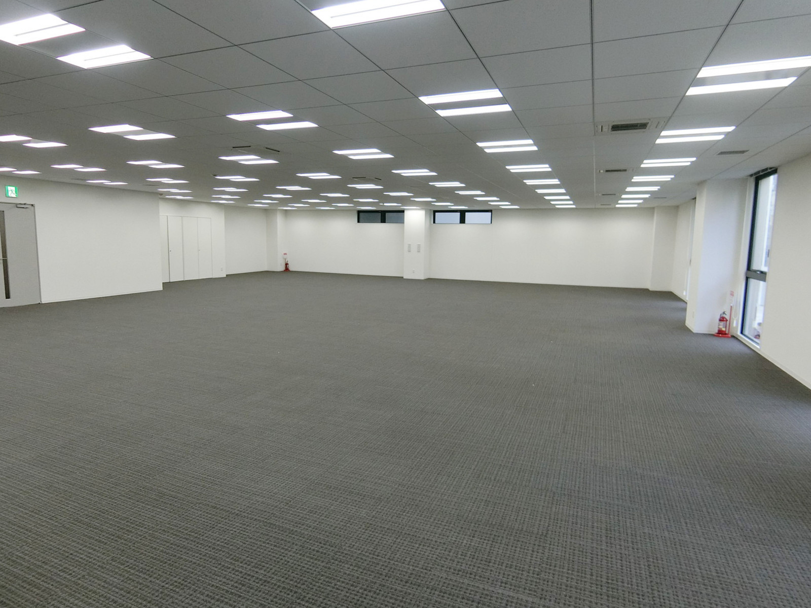 オフィス室内参考画像(4階)