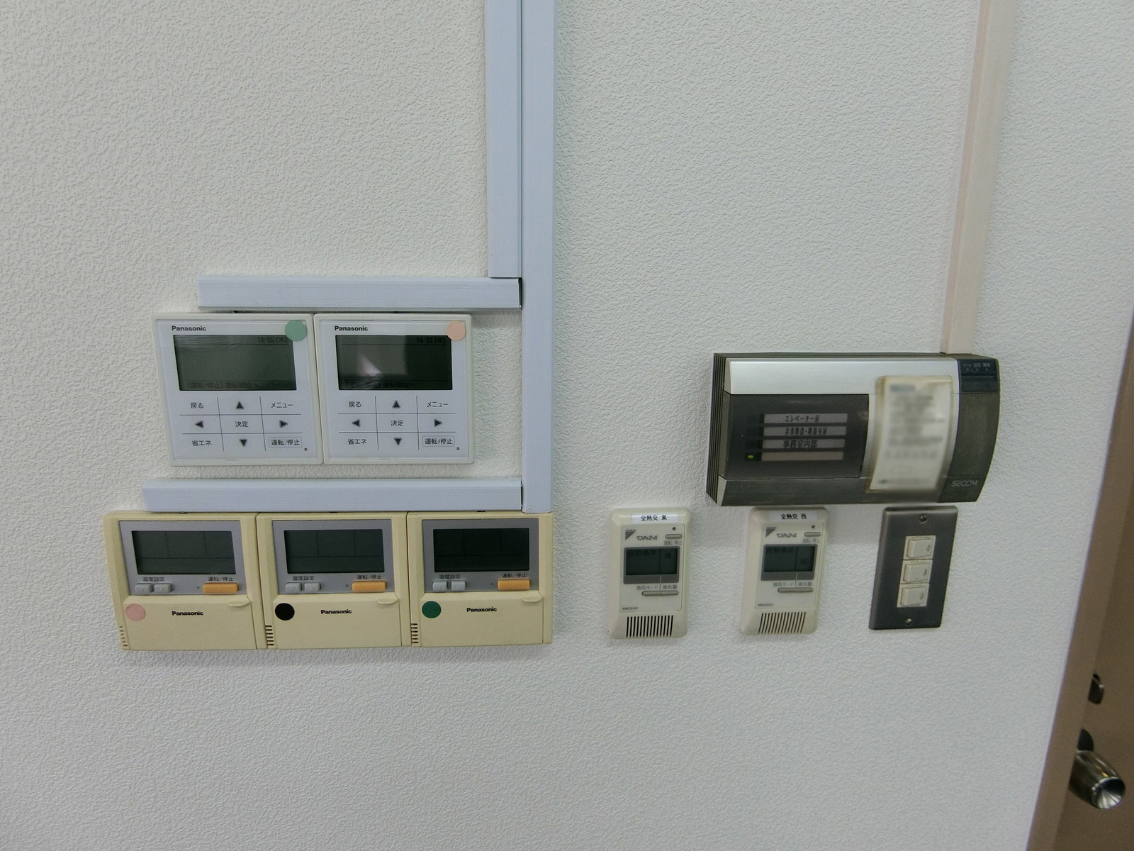 スイッチ類