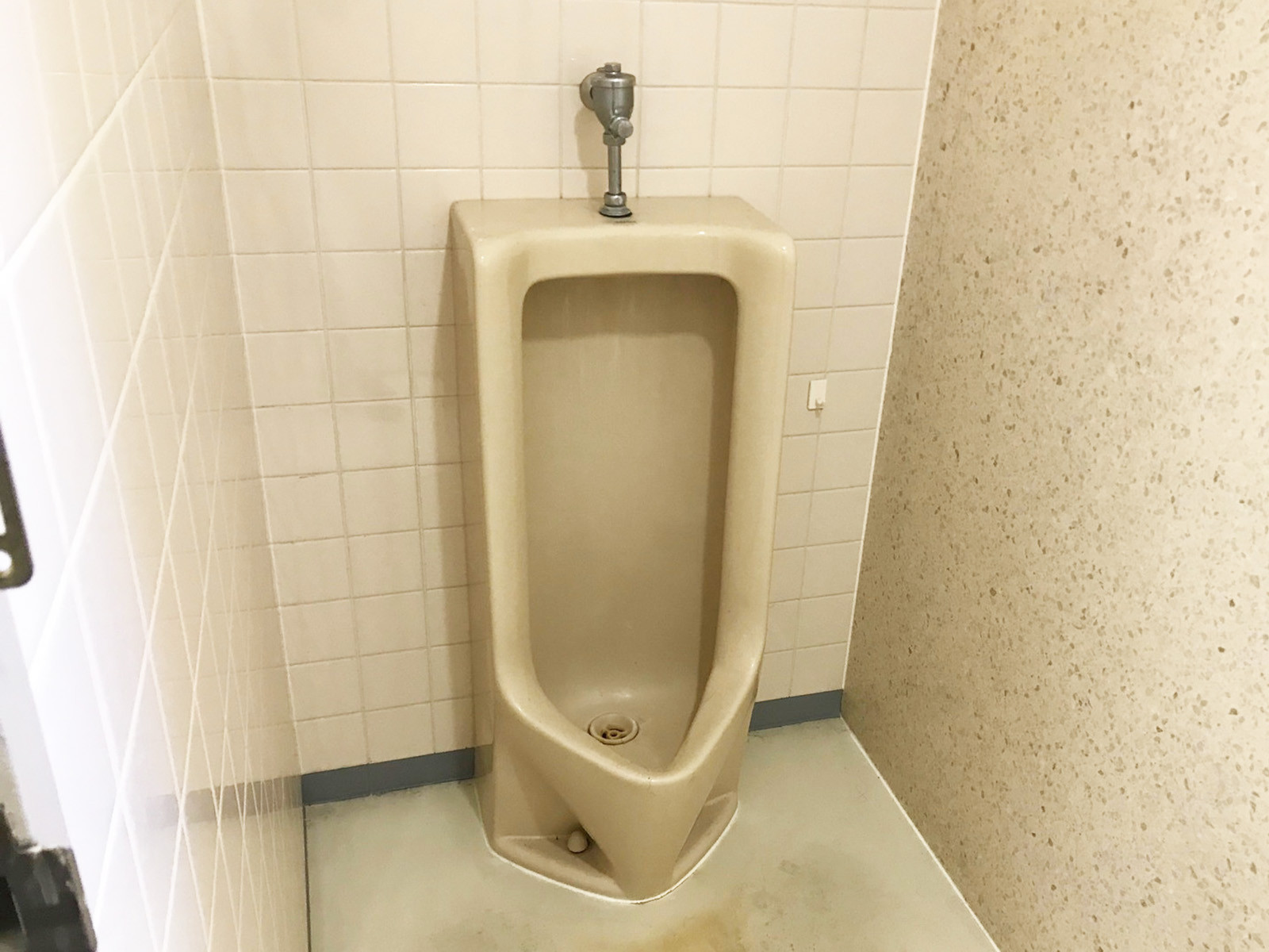 男性用トイレ