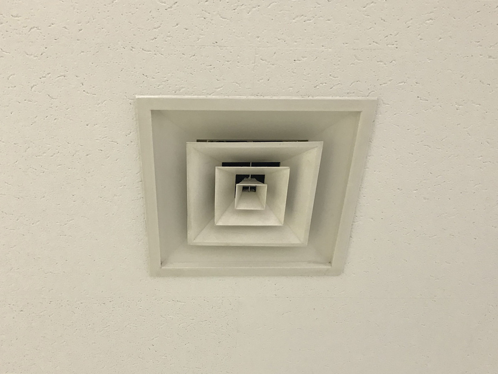 空調