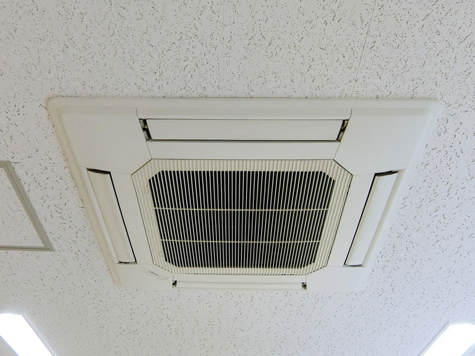 空調