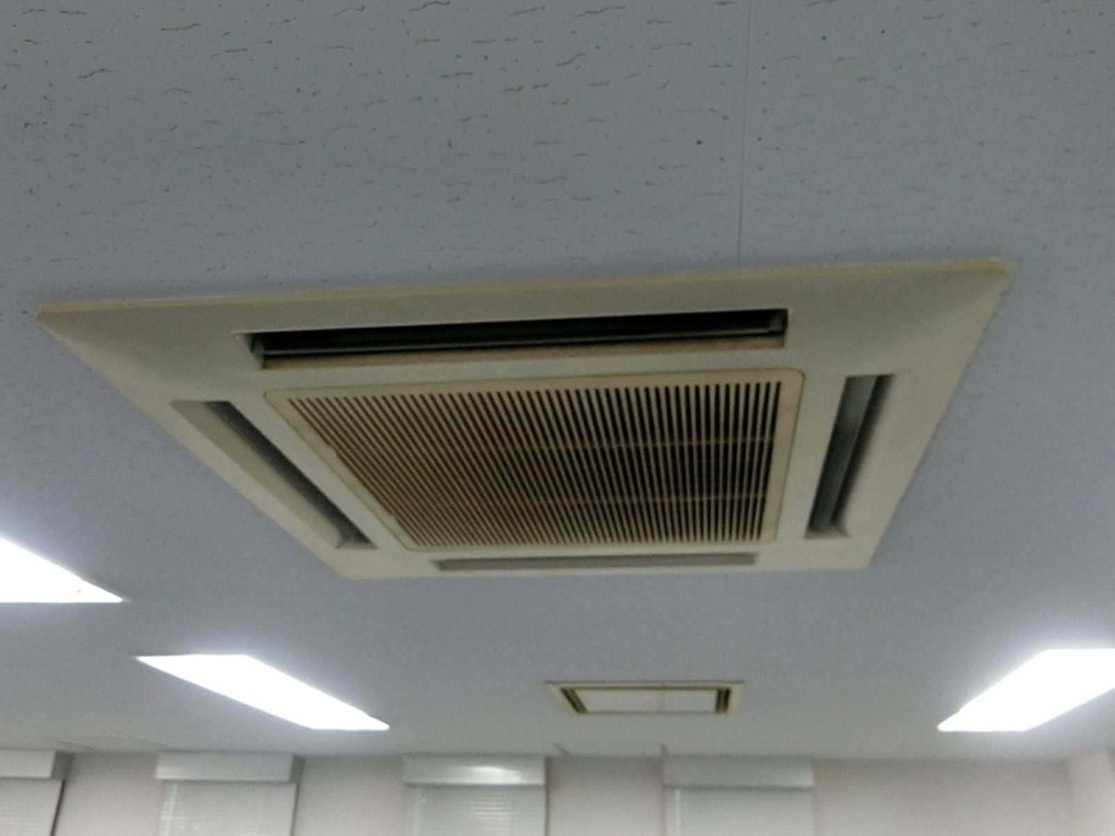 空調