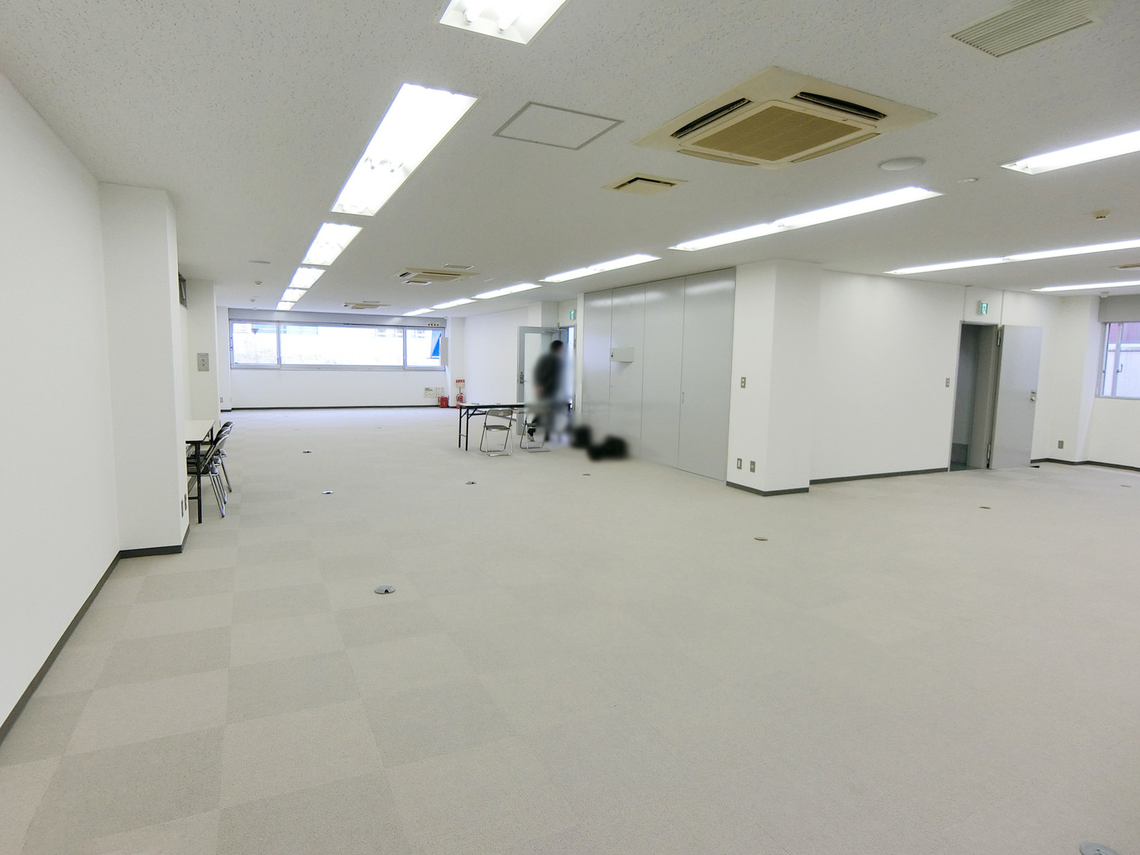 オフィス室内参考画像