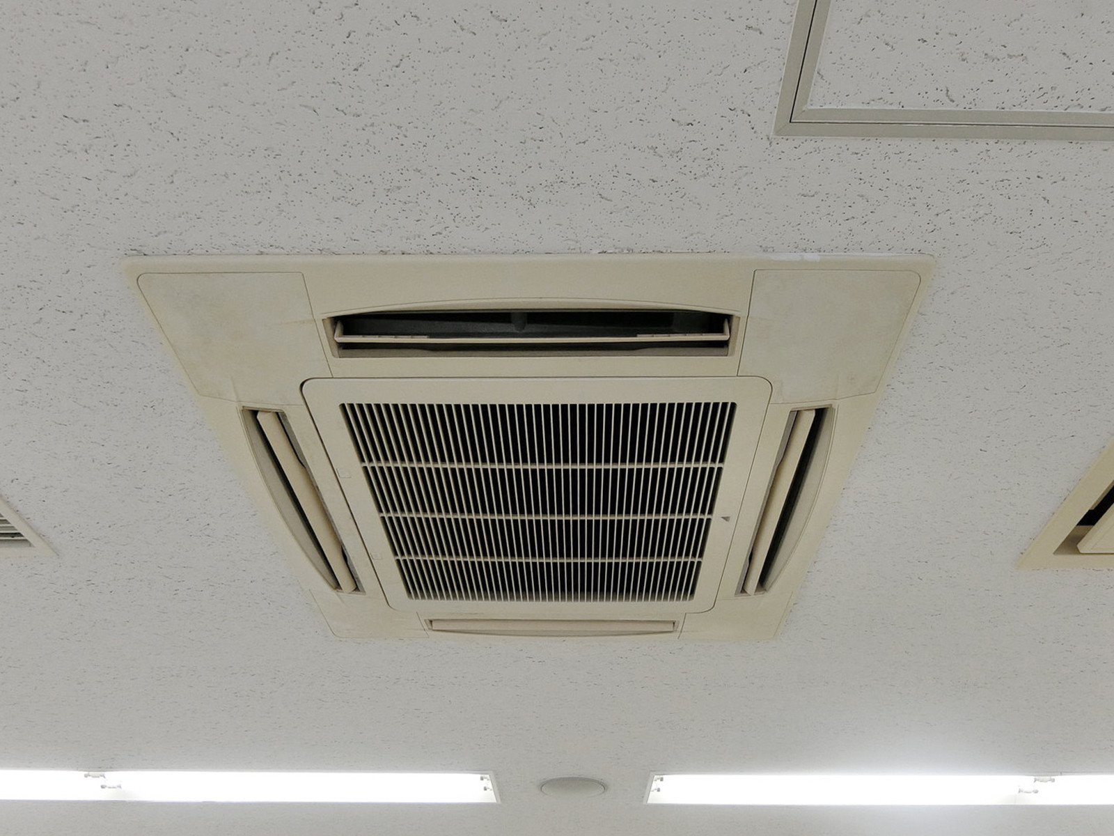 空調