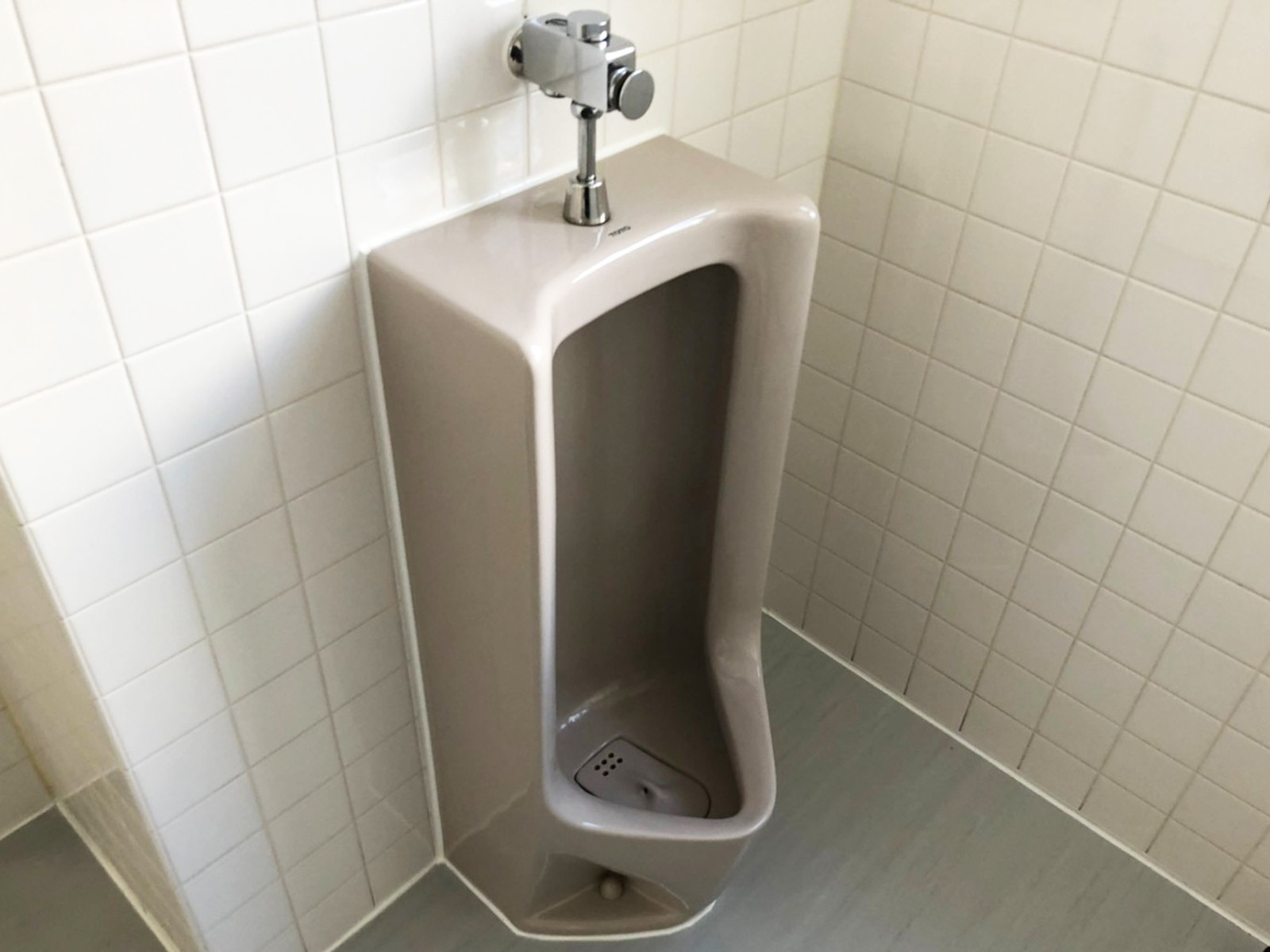 男性用トイレ