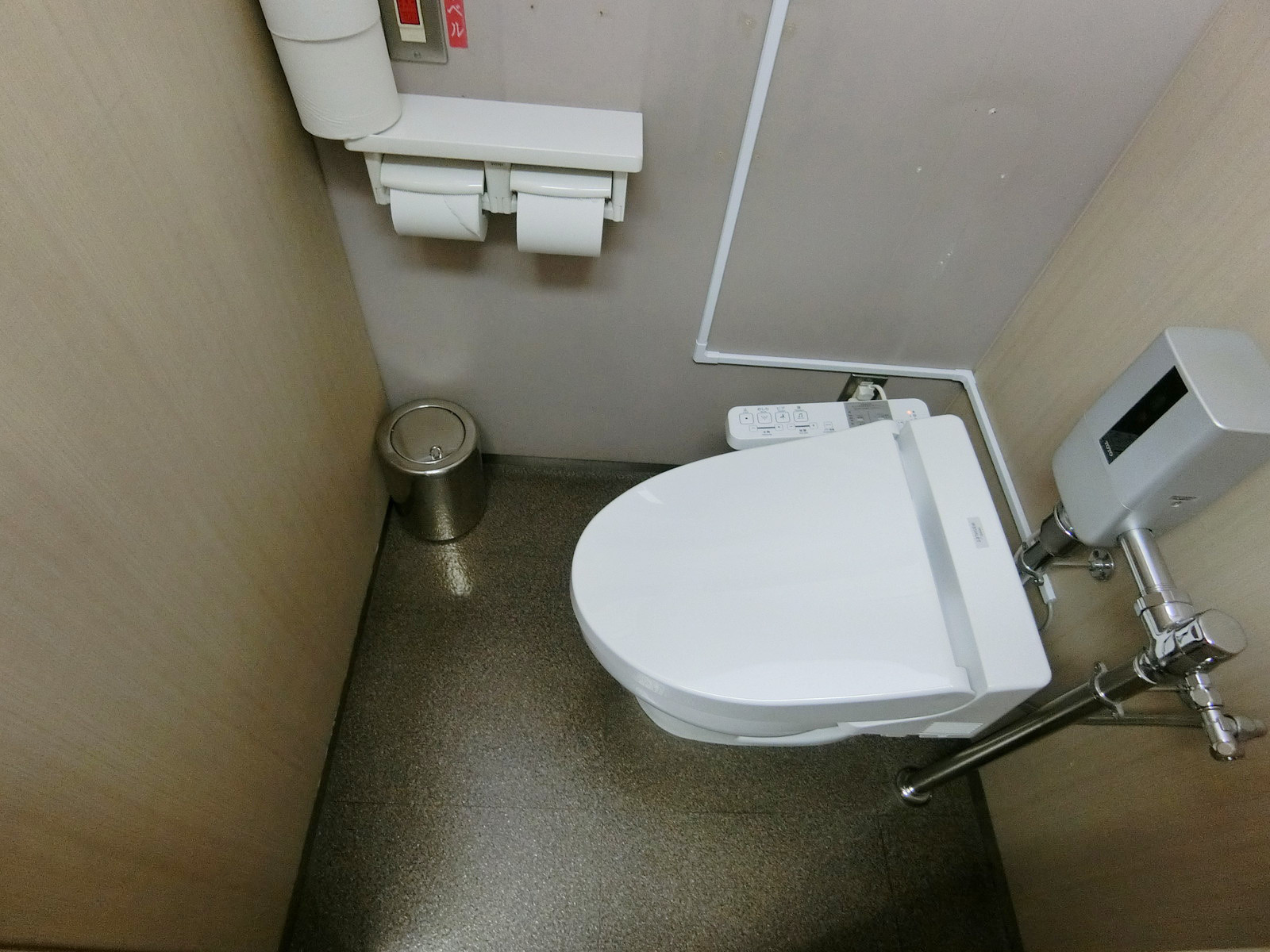 個室トイレ